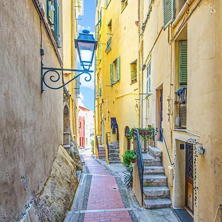 Sejour Serein Au Coeur De La Vieille - *