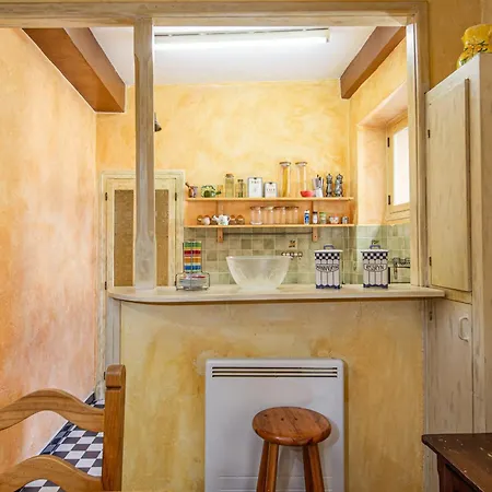 Sejour Serein Au Coeur De La Vieille - Apartment Menton