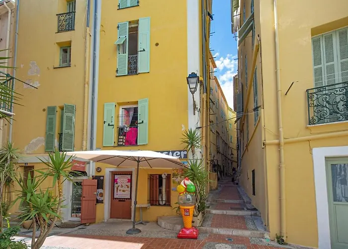 Apartment Sejour Serein Au Coeur De La Vieille - Menton
